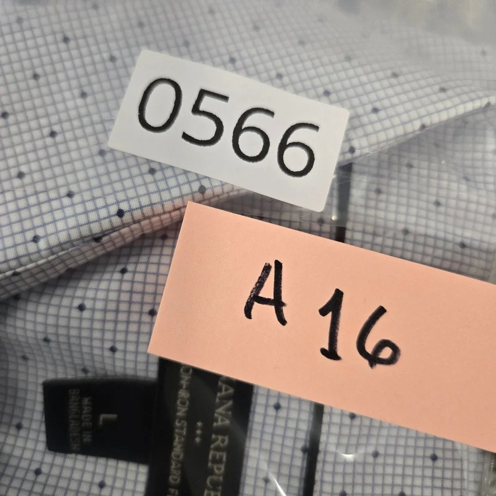 Banana‎ Republic Non-Iron Standard Fit Shirt Blue White Polka Dot Check Men's L